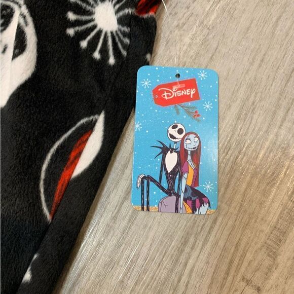NWT  Disney Jack Skellington Women's and Women's Plus Cuffed Pajama 2x B… - Picture 12 of 12